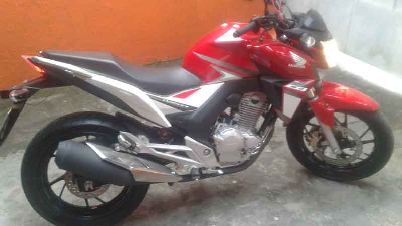 CD Twitter 250
