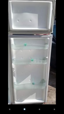 Geladeira da consul semi nova com 1 ano de garantia