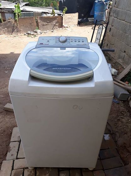 Vendo Máquina de Lavar