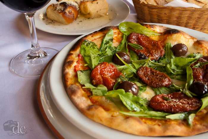 Pizzaria J & J